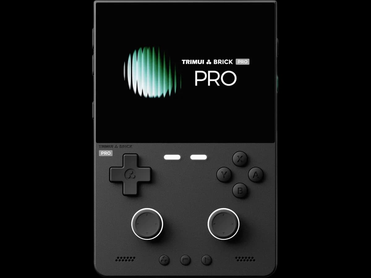 Trimui Brick Pro handheld gaming device.